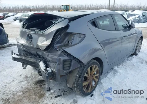 2016 Hyundai Veloster z USA, uszkodzony, nr VIN KMHTC6AD9GU260033